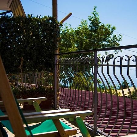 Agriturismo Mare E Monti 호텔 아제롤라 외부 사진