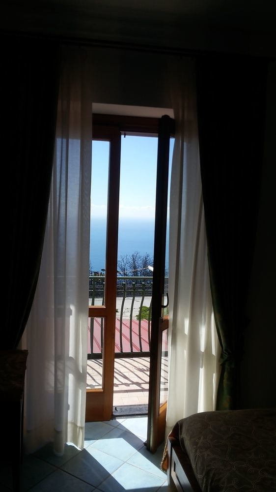 Agriturismo Mare E Monti 호텔 아제롤라 외부 사진