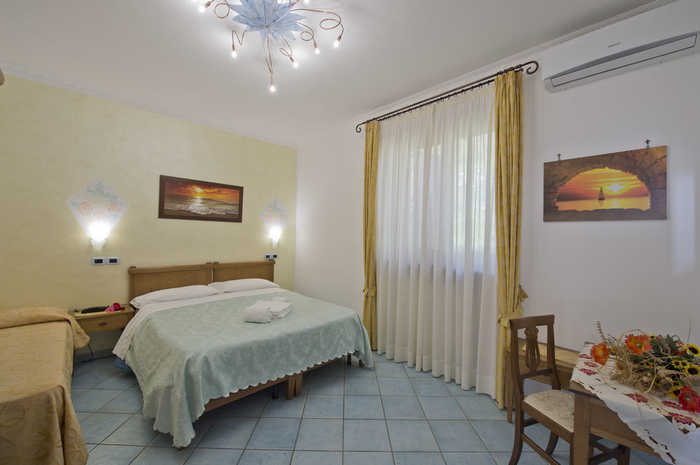 Agriturismo Mare E Monti 호텔 아제롤라 외부 사진