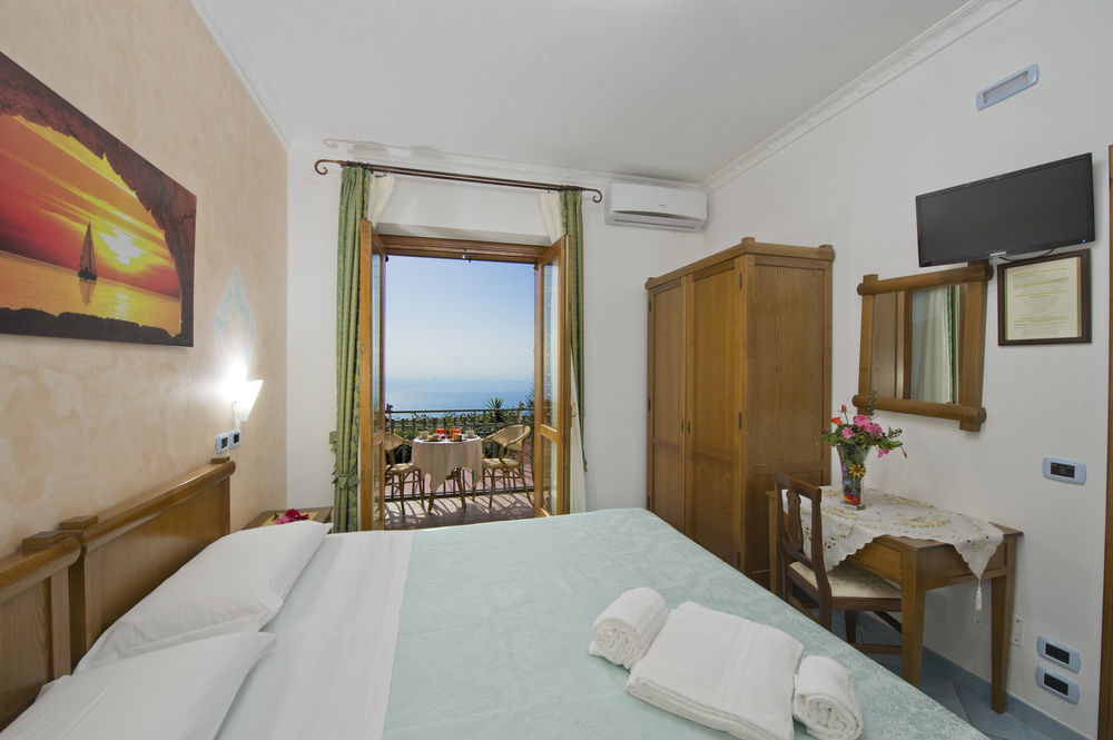 Agriturismo Mare E Monti 호텔 아제롤라 외부 사진
